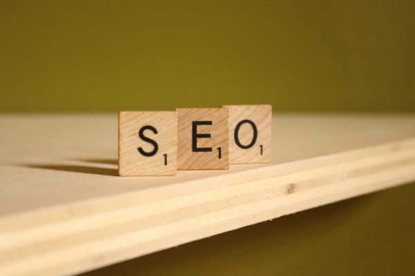 Quels outils utiliser pour un audit SEO efficace en 2023 ?